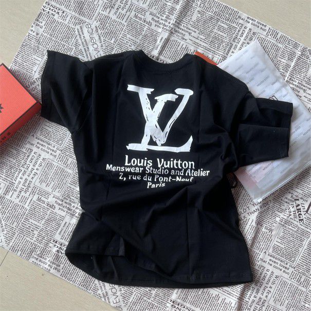 Louis Vuitton Black T-shirt for Sale in Salem, MA - OfferUp