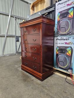 Tall Mahogany 5-Drawer Chest of Drawers