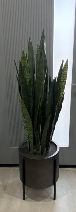 Snake plant Pot And Stand Artificial