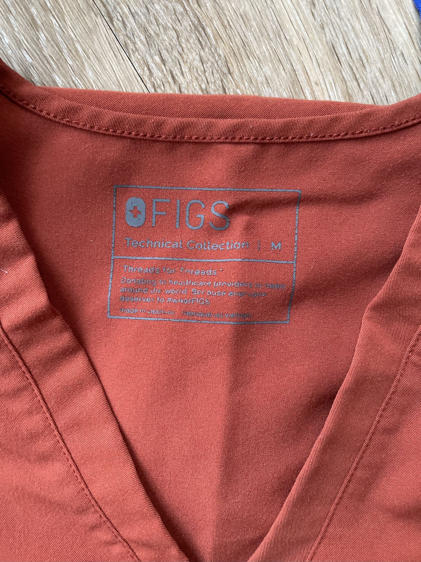 FIGS Scrubs Auburn for Sale in West Sacramento, CA OfferUp