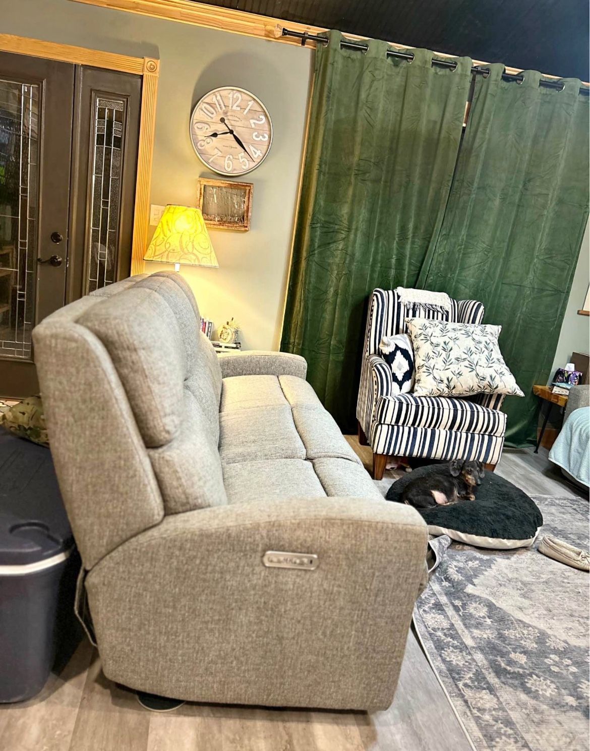 Flexsteel Sofa with power recliners and headrests