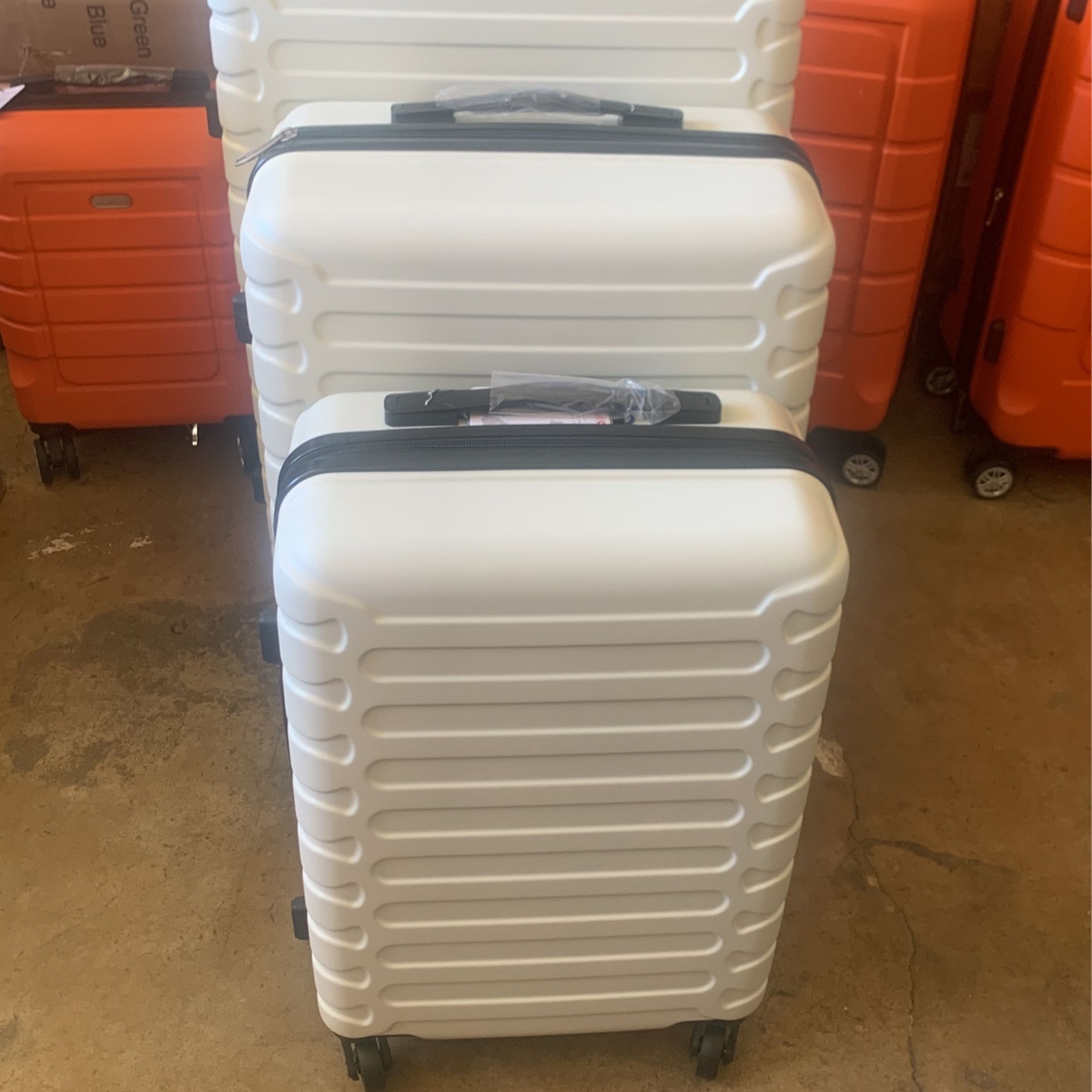 set of luggage 3 pieces