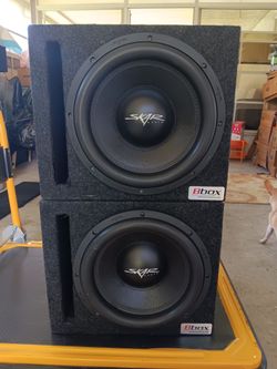 SKAR AUDIO SVR 12S D2 3200W + PORTED BOXES