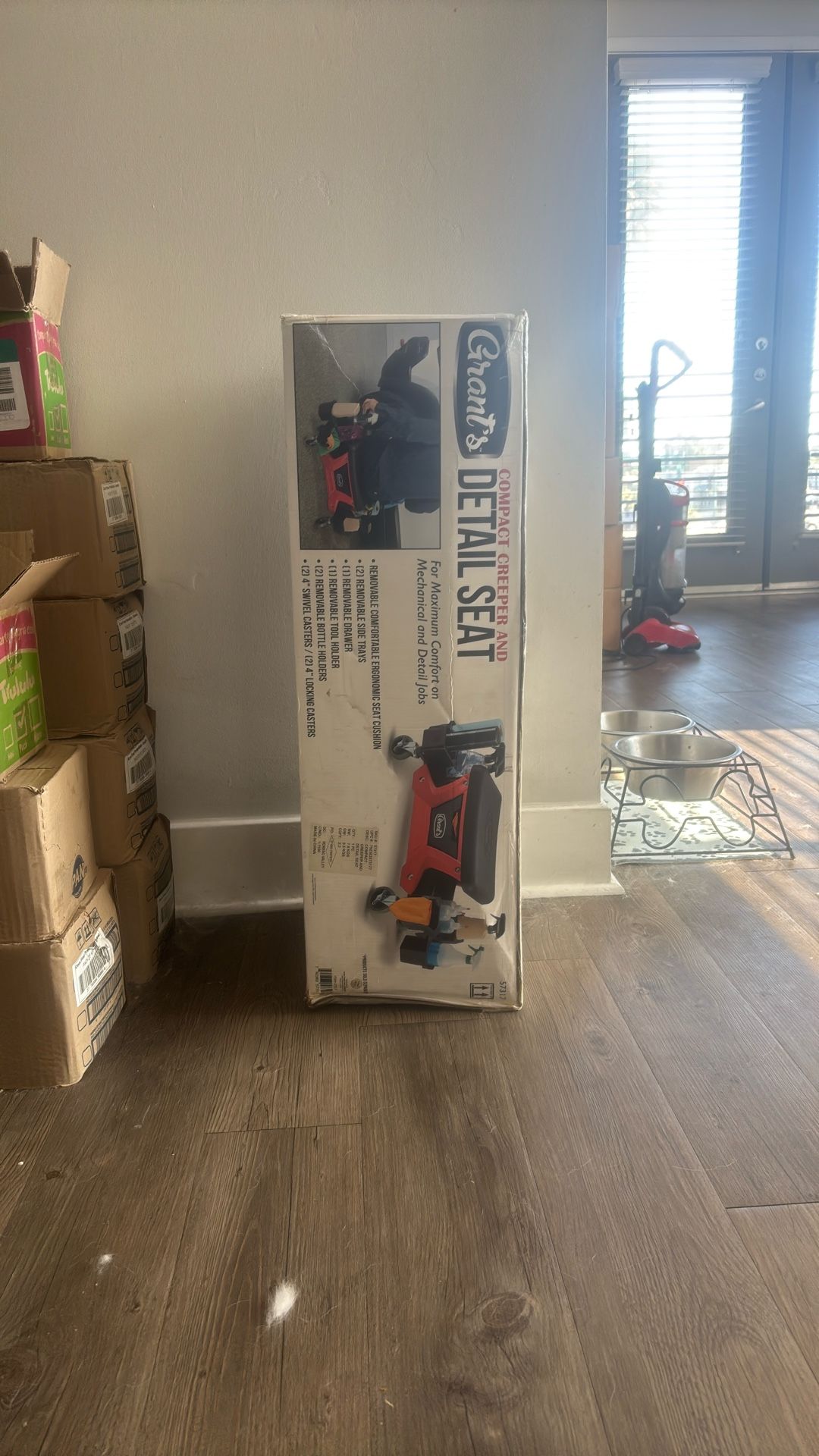 Grants Detail Seat With Wheels.