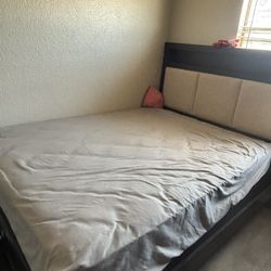 Tv Stand &’ BedRoom Set