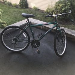Huffy Thunder Ridge 21 Speed Mountain Bike for Sale in Westfield