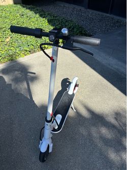 Electric scooter