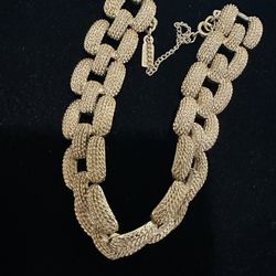 Vintage 1980’s Monet Weave Gold Tone Bracelet 