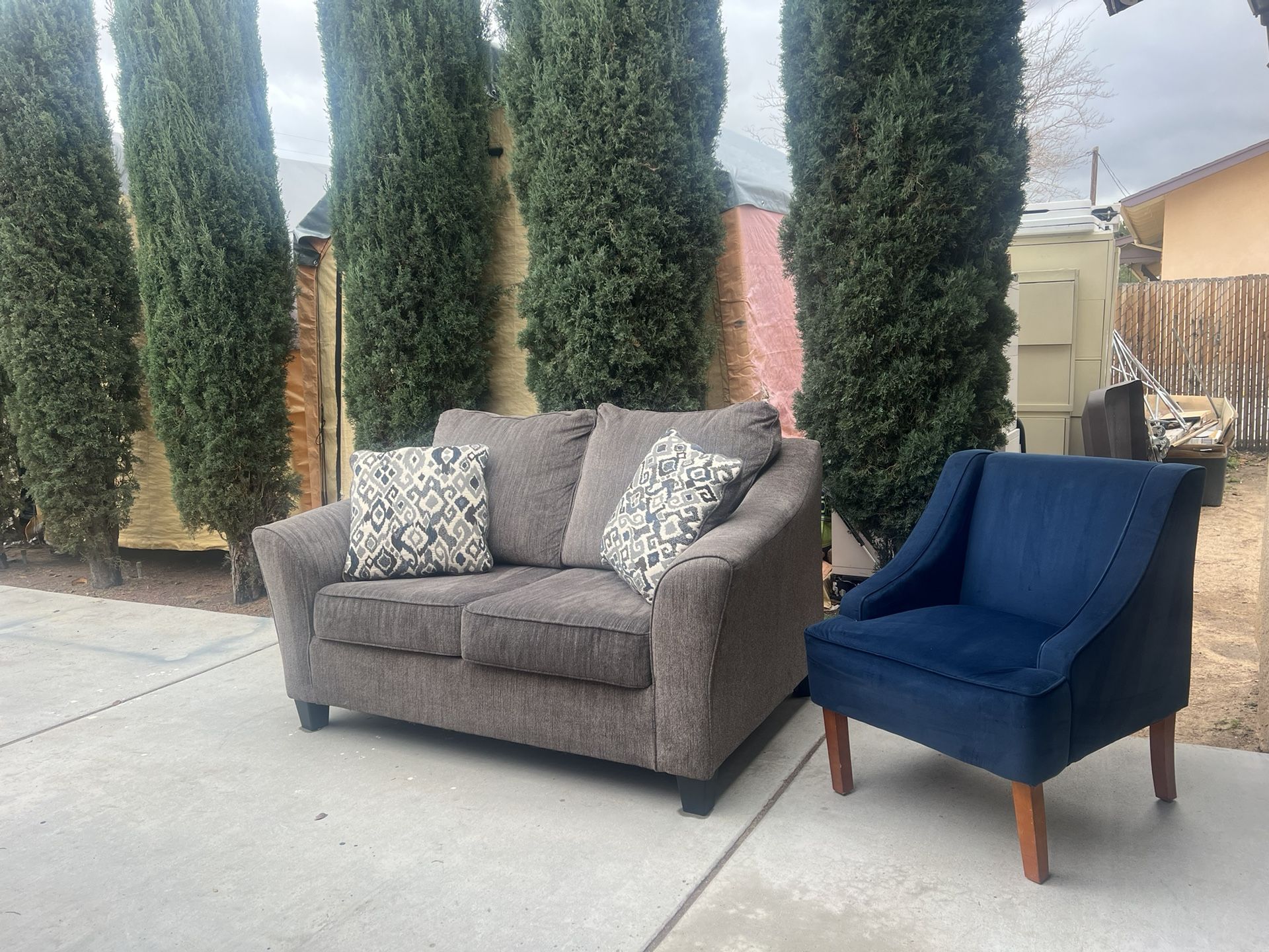 Gray Loveseat W/ Accent Chair!