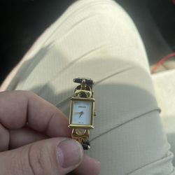 1800l Gucci Watch Vintage