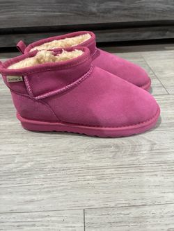 Girl boot size 4