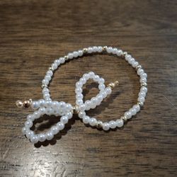 White gold round new handmade