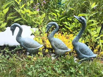 Garden Decor - Bronze Geese - price is each