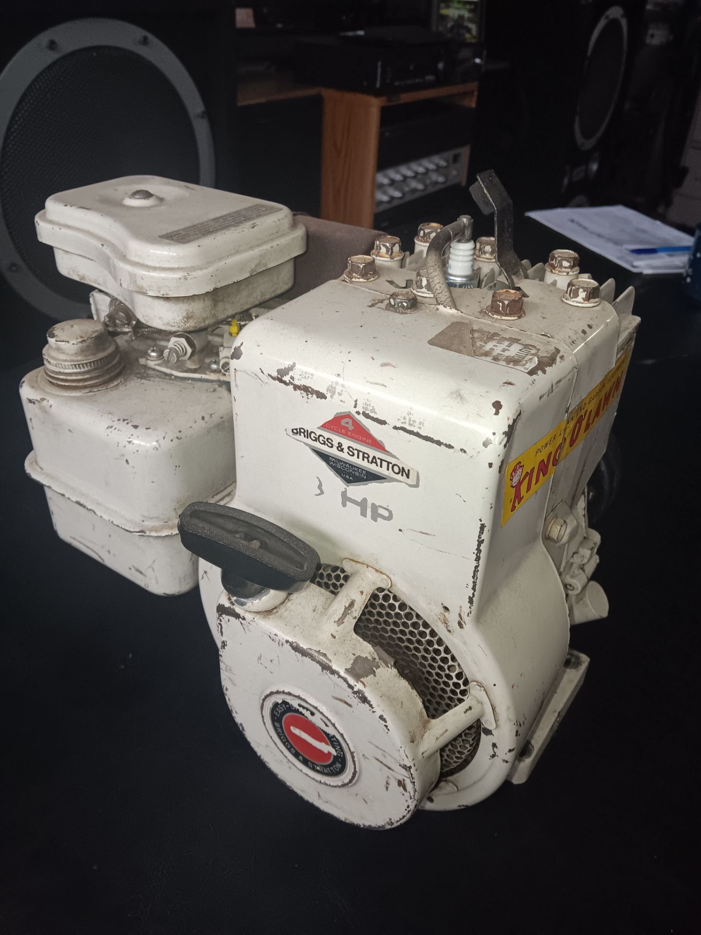 3hp British Stratton runs