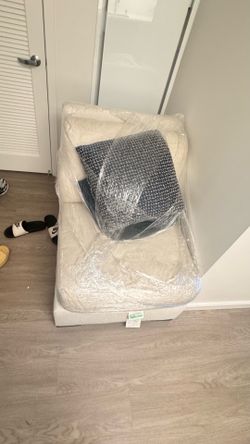 Single armless chair