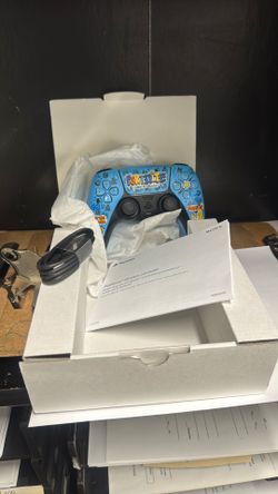 Fortnite Limited Edition PS5 Controller