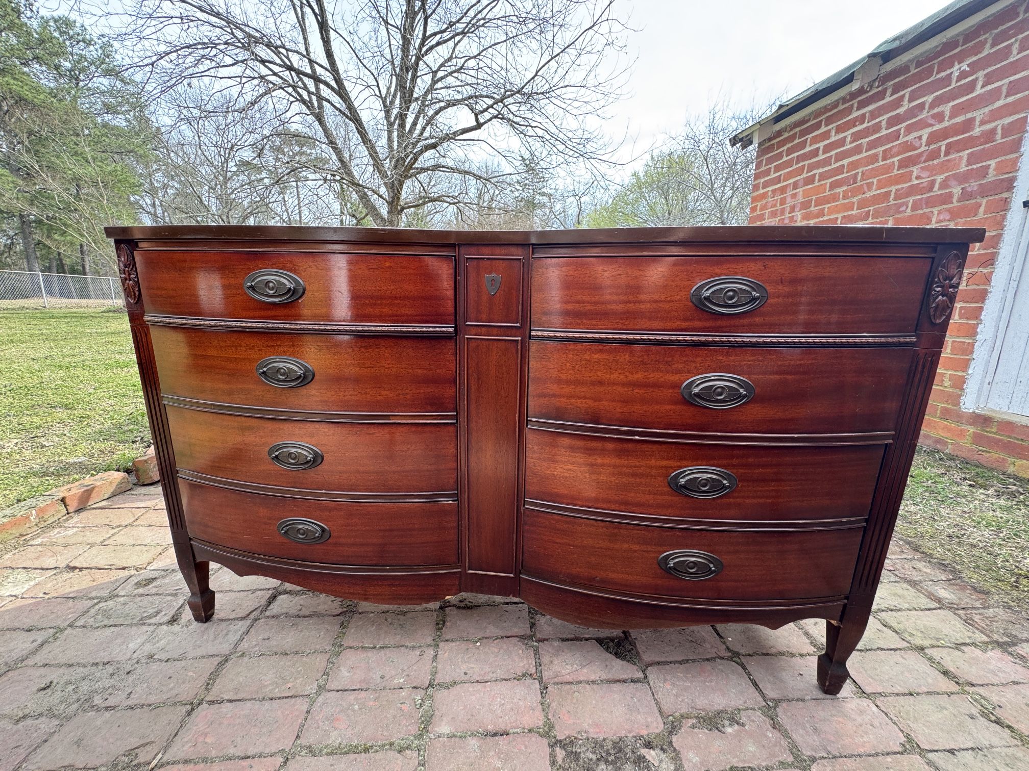 Bedroom Set, Dresser, Rocking Chair, Lamp