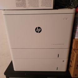 Color Laserjet Enterprise M553x 