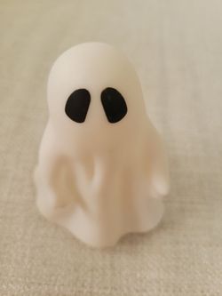 👻 Color-Changing Ghost Nightlight – Perfect Spooky Season Decor!