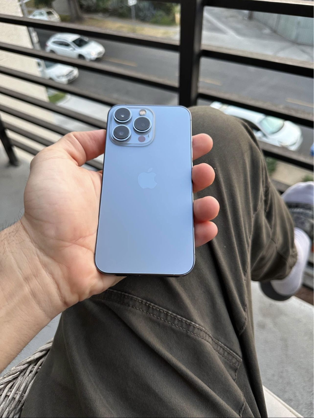 IPhone Thirteen Pro Max Available