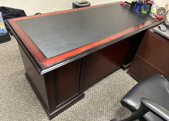 Monroe Desk - Black