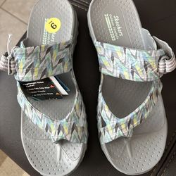 Sketchers Sandals New