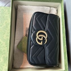 Gucci GG Marmont Mini 