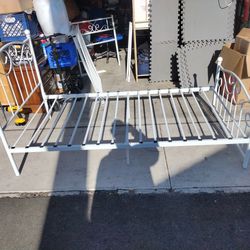 twin white metal bed frame 