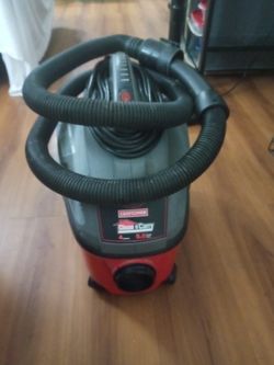 Craftman Wet/dry Vacuum 4Gal