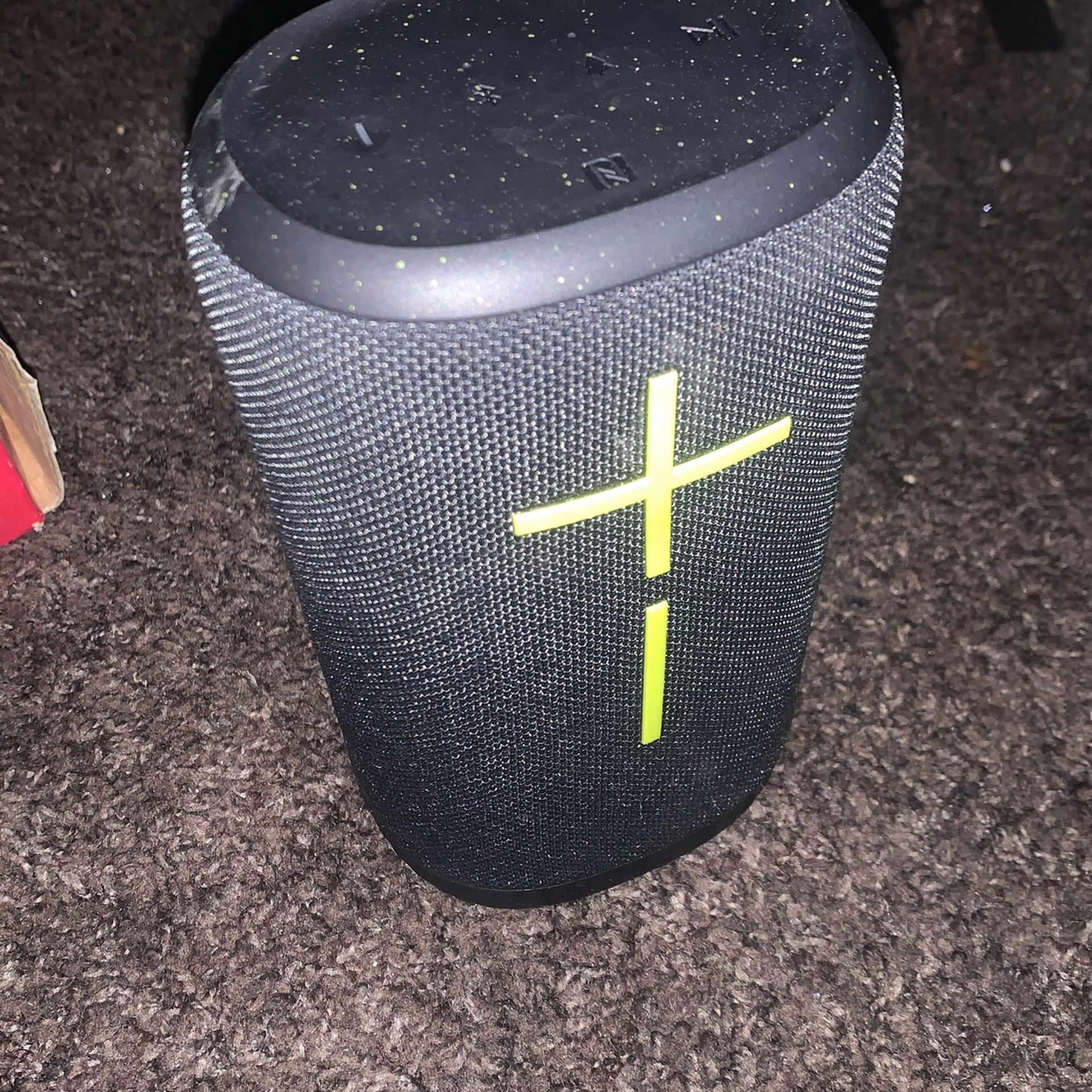 EVERBOOM Bluetooth Speaker
