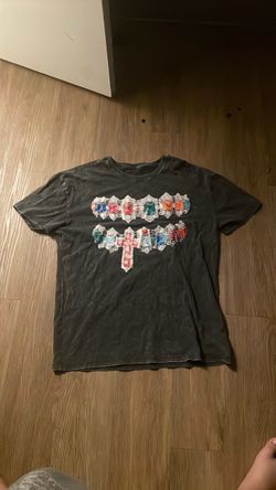 Cross lips shirt