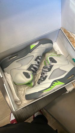 Jordan 4 Green Bean