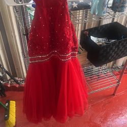 Red Dress 