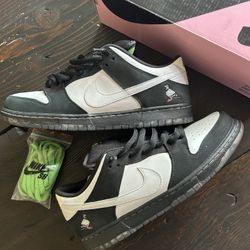 Nike SB Dunk Low x Staple Pigeon