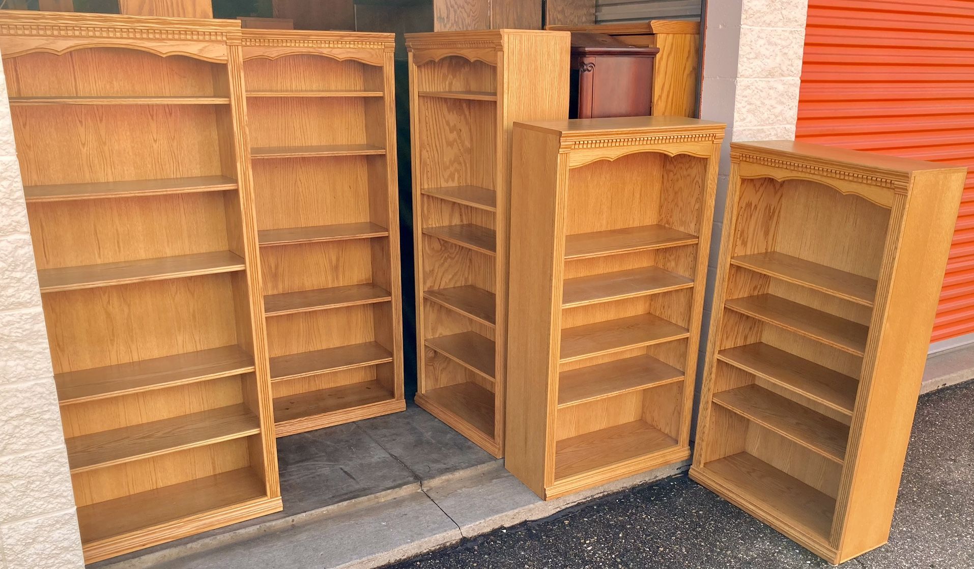 Set of 5 Riley Holliday Oak Bookcase Storage Display Shelving