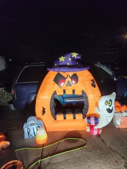 Halloween inflatable
