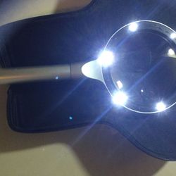 Extra large led lights magnifier