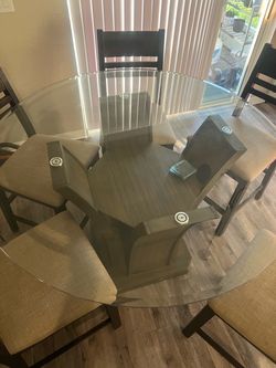 Round Glass Top Dining Table with 5 Chairs