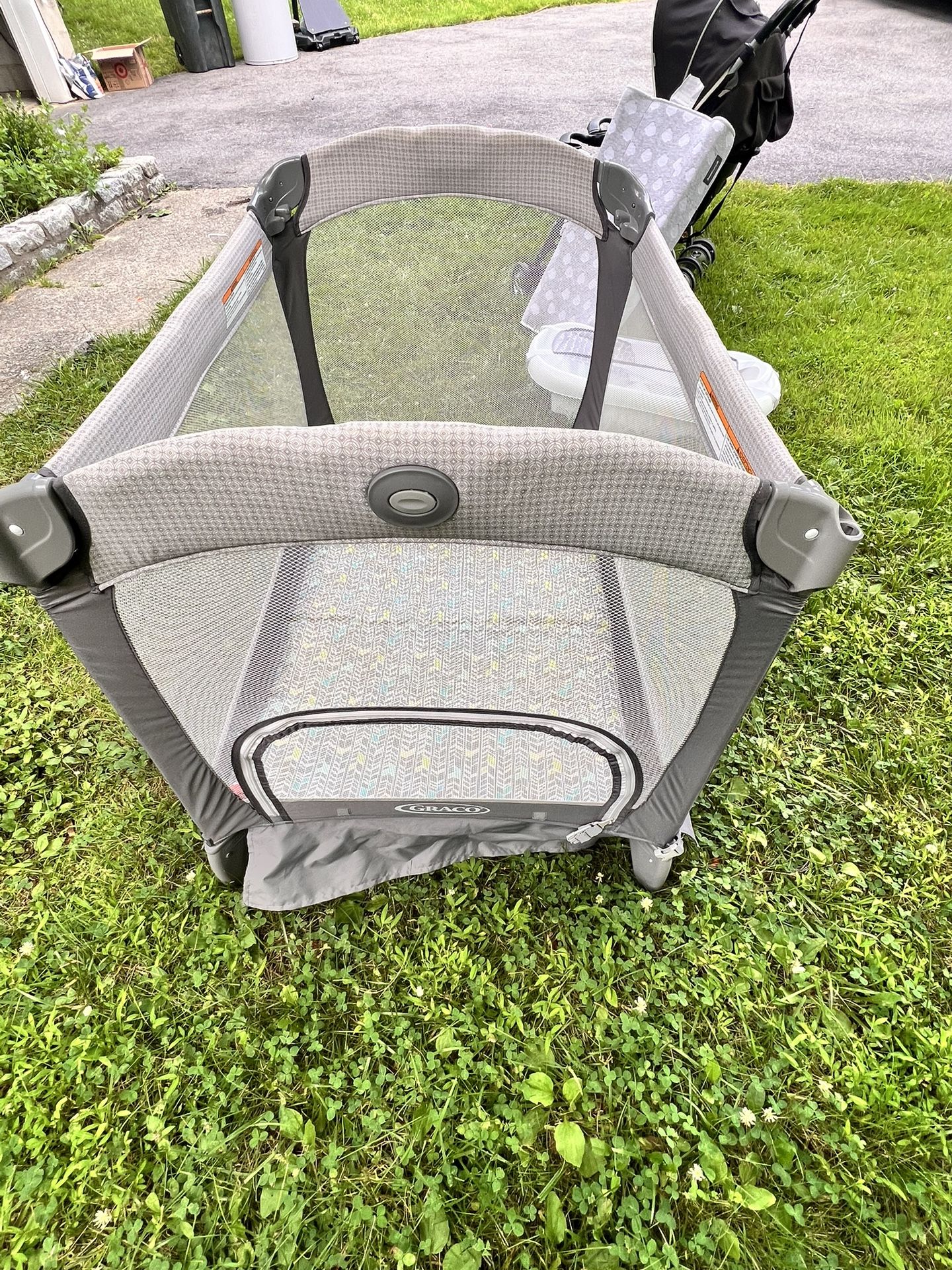 Graco Pack N Play 