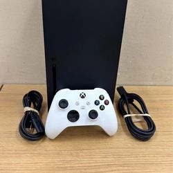 XBOX SERIES X 1TB W/WHITE CONTROLLER & POWER/HDMI CORD