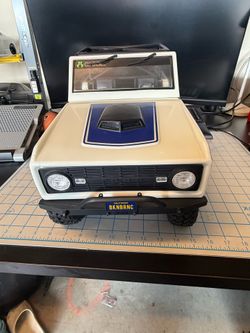 Axial ford bronco