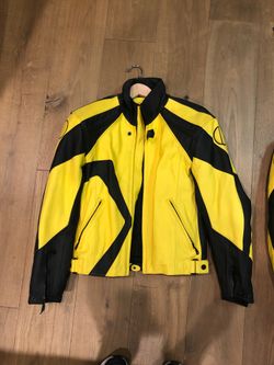 Ducati riding jackets euro sizes  46 never worn