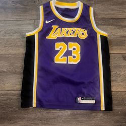 2019 NIKE NBA US Kids Meduim (10-12)LA LAKERS LeBron James #23 Swingman Jersey 