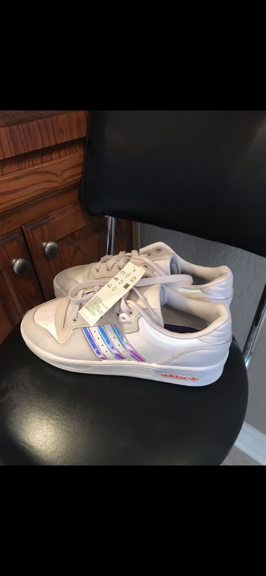 Adidas Ladies Sneakers New Size 7.5