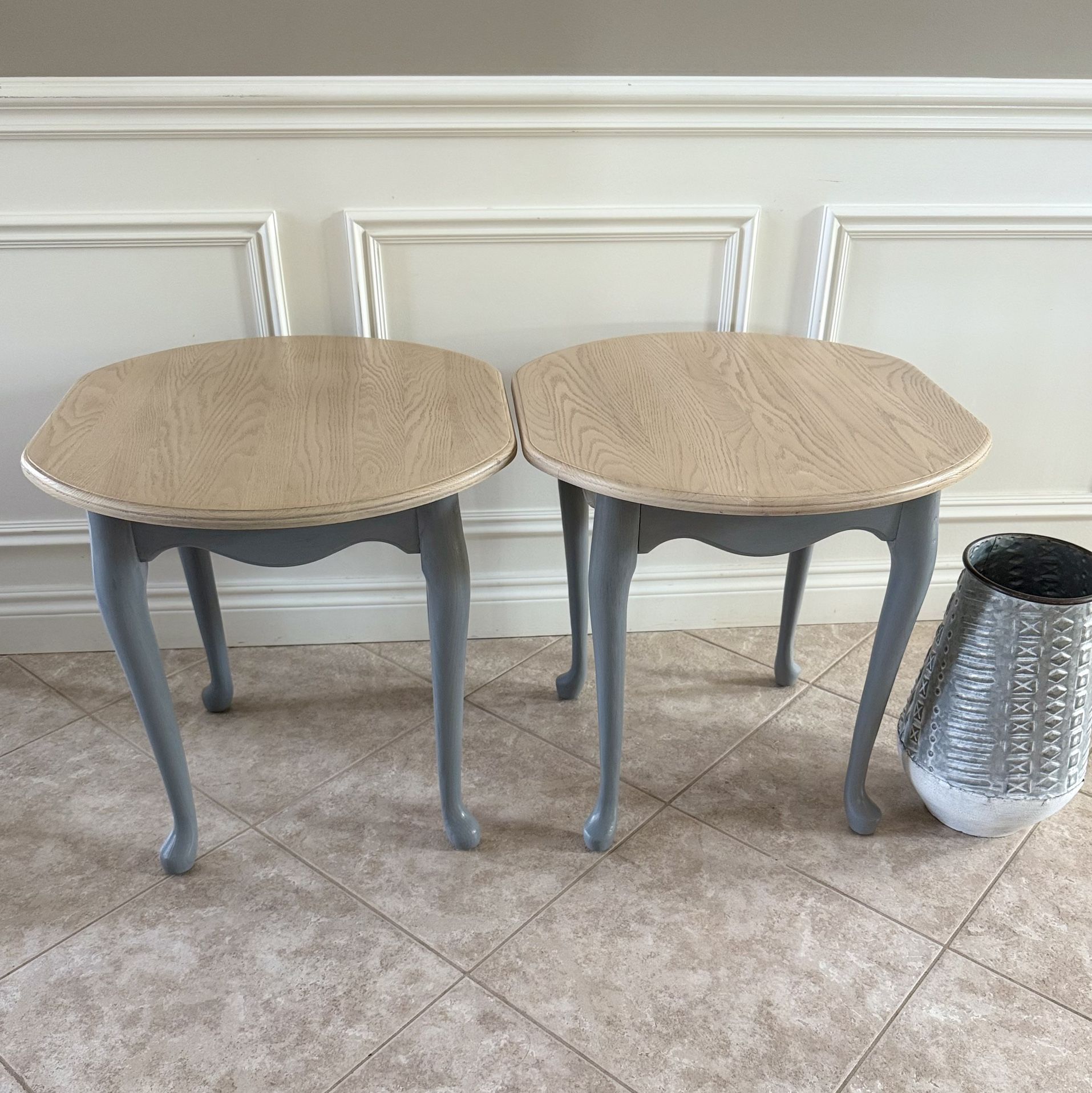 Beautiful solid Wood Table Set