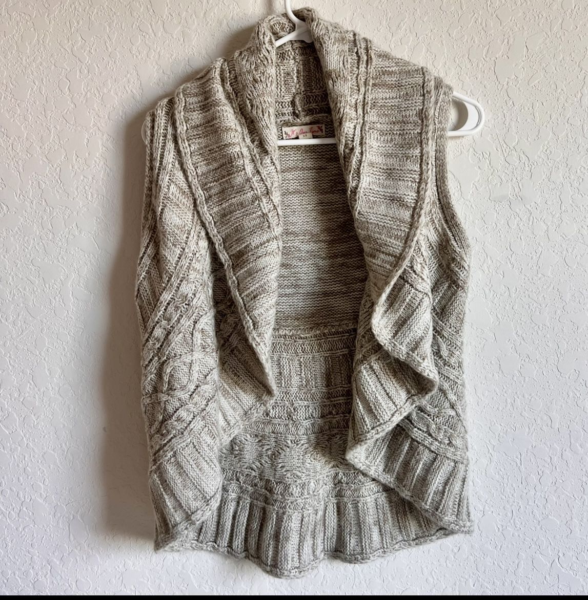 It's Our Time Sleeveless Cardigan Sweater XS