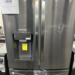 LG 3dr Dual Icemaker Refrigerator 