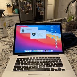 Apple MacBook Pro 15” Mid-2015 i7 • 16GB RAM • 256GB SSD • Great Condition