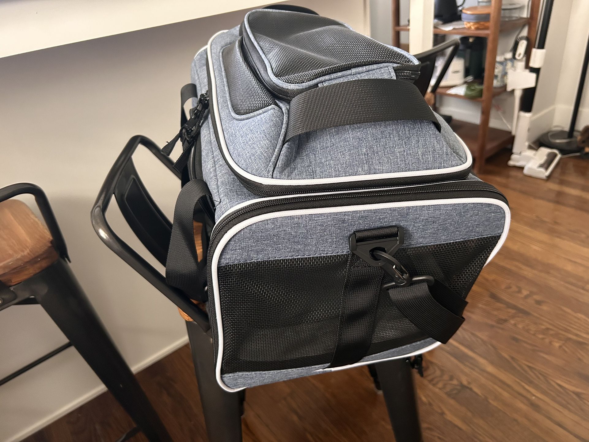 Premium Cat Carrier