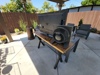 Sofa  table and tv for only $100